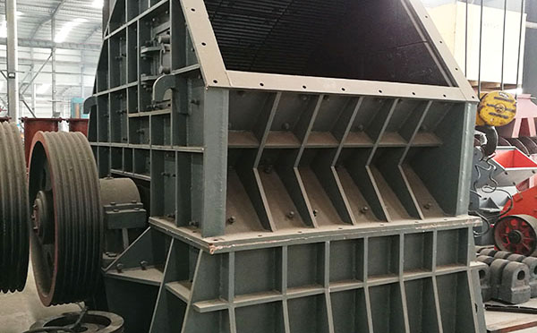 中型廢鋼破碎機轉(zhuǎn)讓